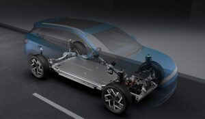Nền Tảng e-Platform 3.0 BYD DOLPHIN được trang bị nền tảng hoàn toàn mới BYD e-Platform 3.0, được thiết kế đặc biệt cho các xe điện thuần túy. Tận dụng tối đa những lợi thế về thông minh, hiệu quả, an toàn và thẩm mỹ, e-Platform 3.0 nhằm nâng cao hiệu suất của xe điện với các tiêu chuẩn an toàn và khả năng di chuyển ở nhiệt độ thấp, cũng như cải thiện trải nghiệm lái xe thông minh, để xây dựng những chiếc xe điện thông minh mới hiệu quả và an toàn hơn.